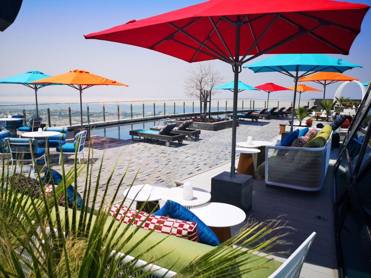 Andaz Capital Gate Abu Dhabi, By Hyatt Hotel