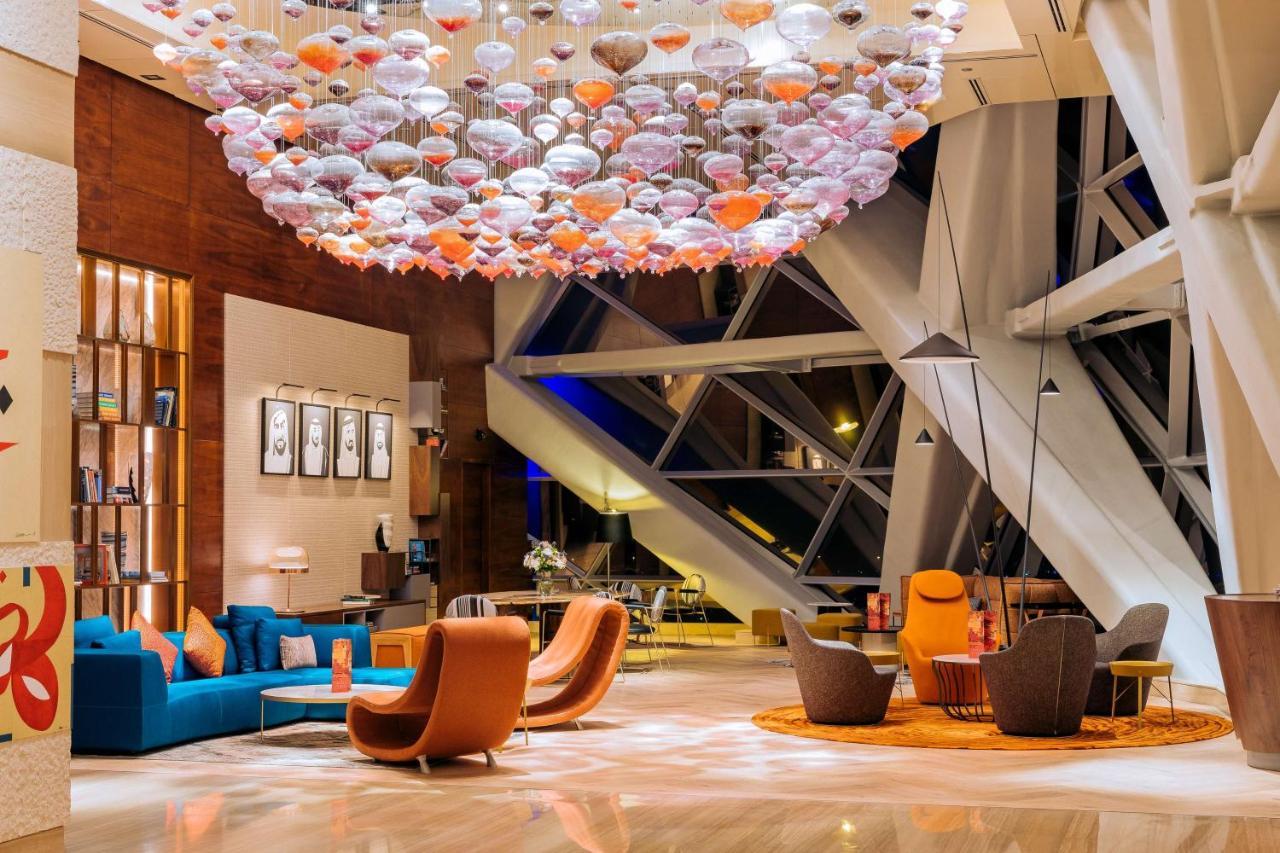Andaz Capital Gate Abu Dhabi, By Hyatt Hotel